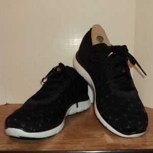 Skechers Women's Size US 11 Shoes Sneakers Black Stars Lace Up